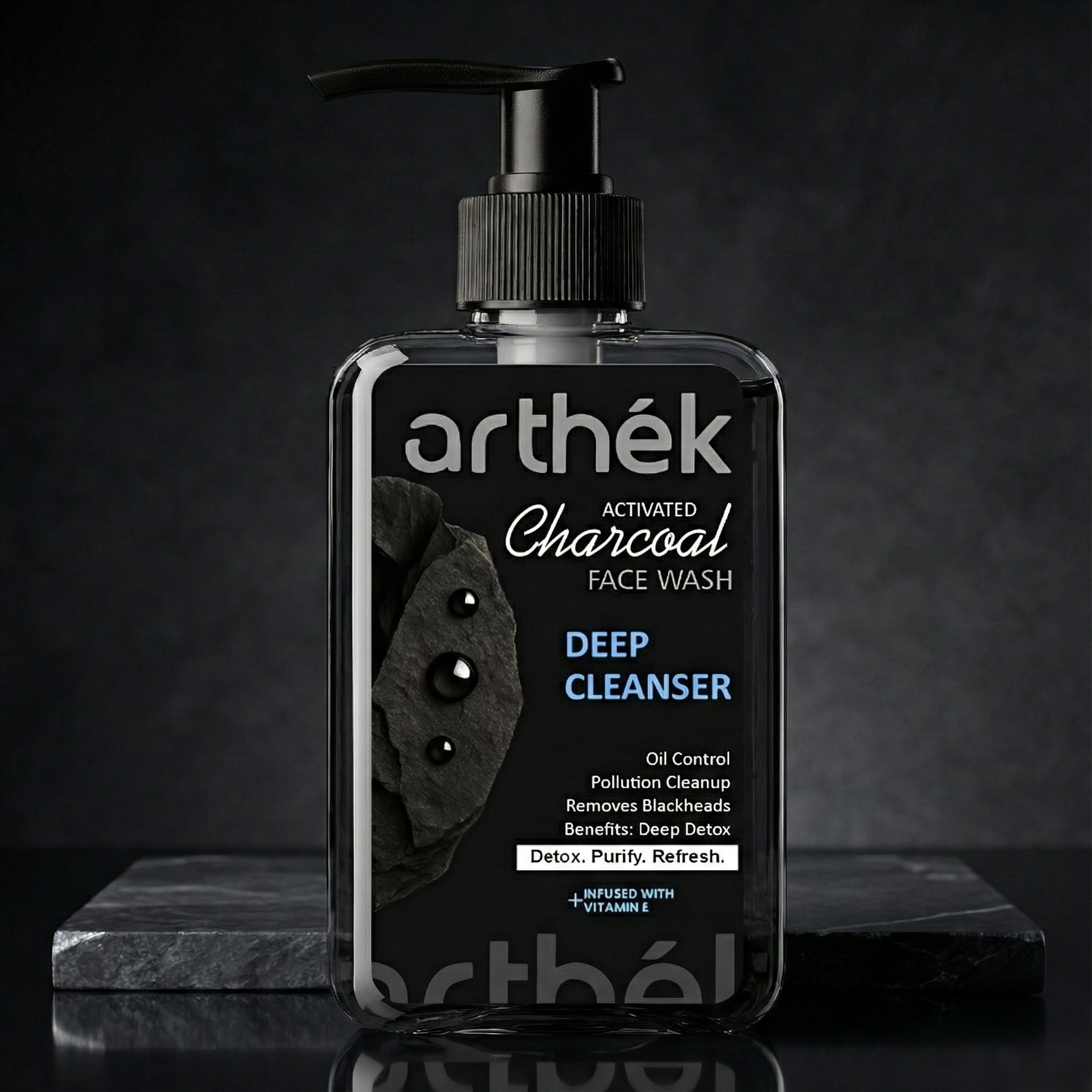 Arthék Activated Charcoal Face Wash for Men & Women | Deep Pore Cleansing & Oil Control | Removes Blackheads, Dirt & Pollution | Infused with Vitamin E | Paraben Free - 250ml